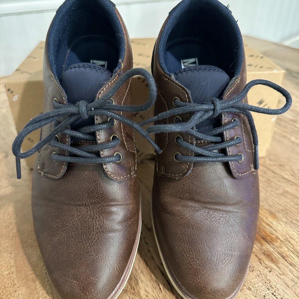 EUC Mix No. 6 Cole boy's brown oxford dress shoe (Size 4M)